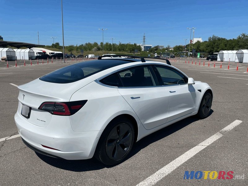 2020' Tesla Model 3 photo #2