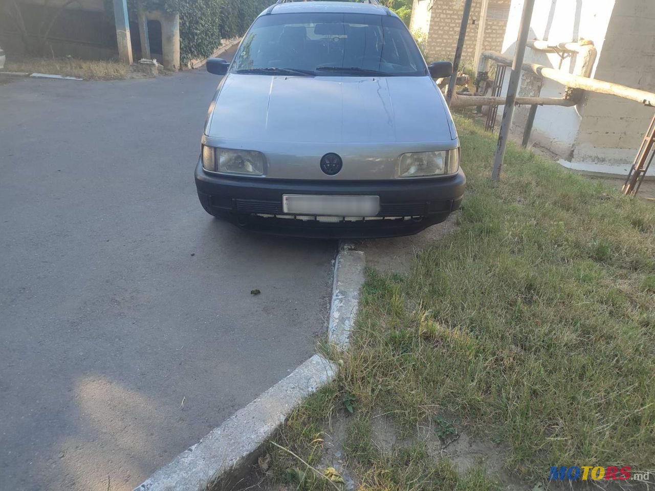 1991' Volkswagen Passat photo #1