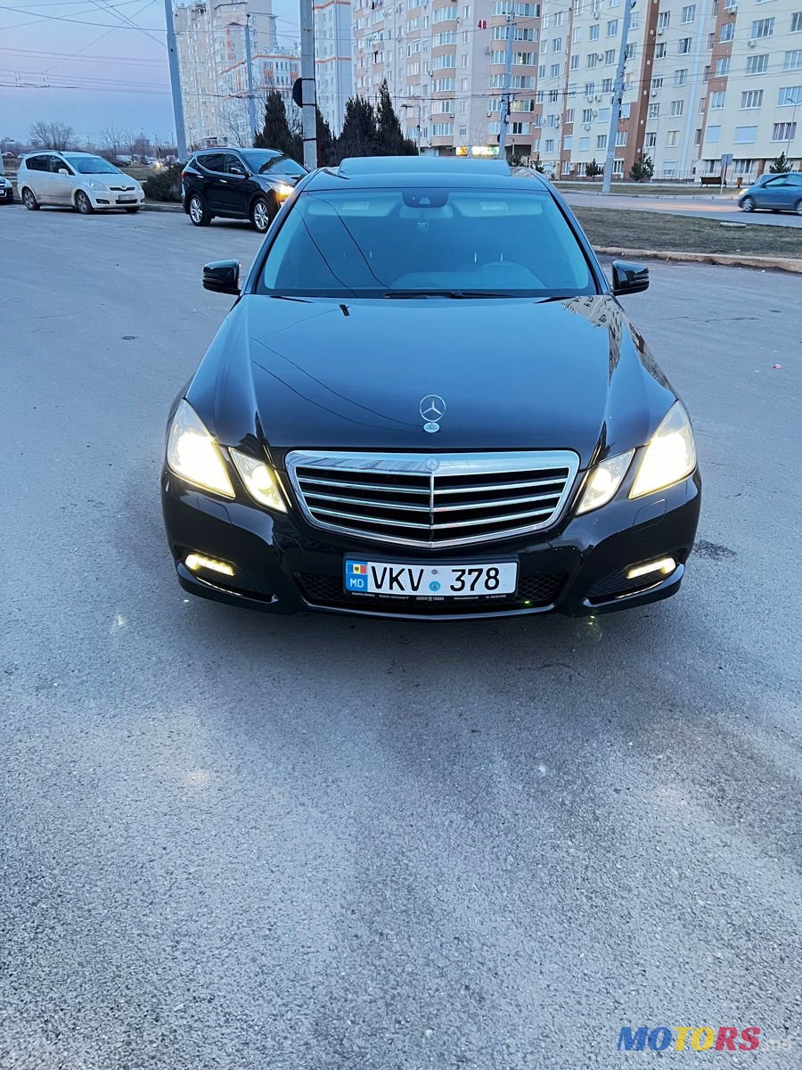 2009' Mercedes-Benz E Класс photo #4
