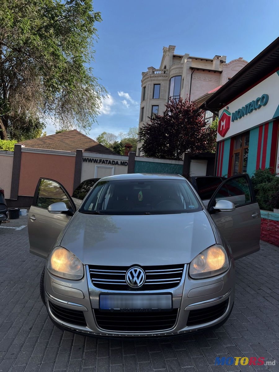 2007' Volkswagen Jetta photo #3
