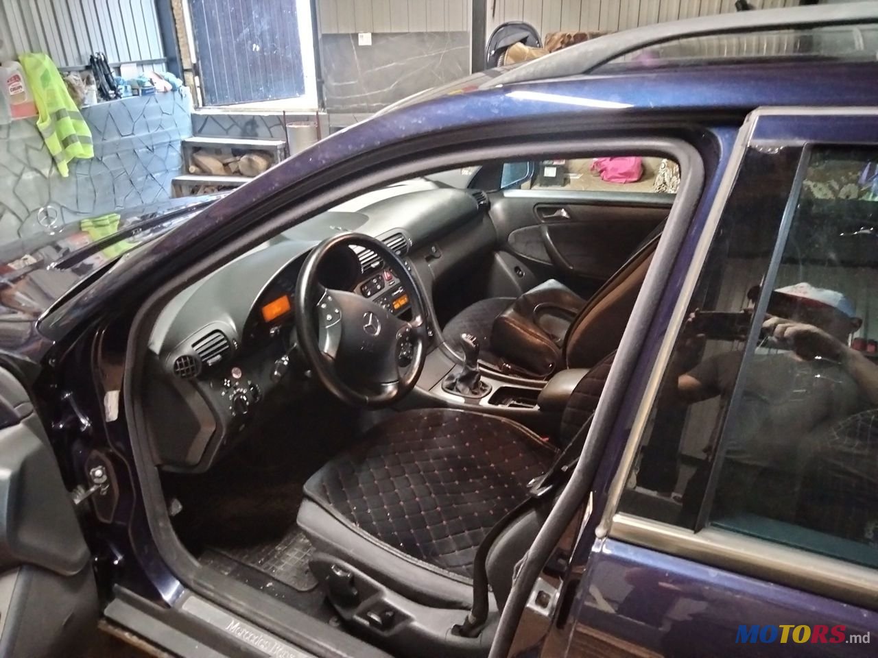 2003' Mercedes-Benz C Класс photo #3