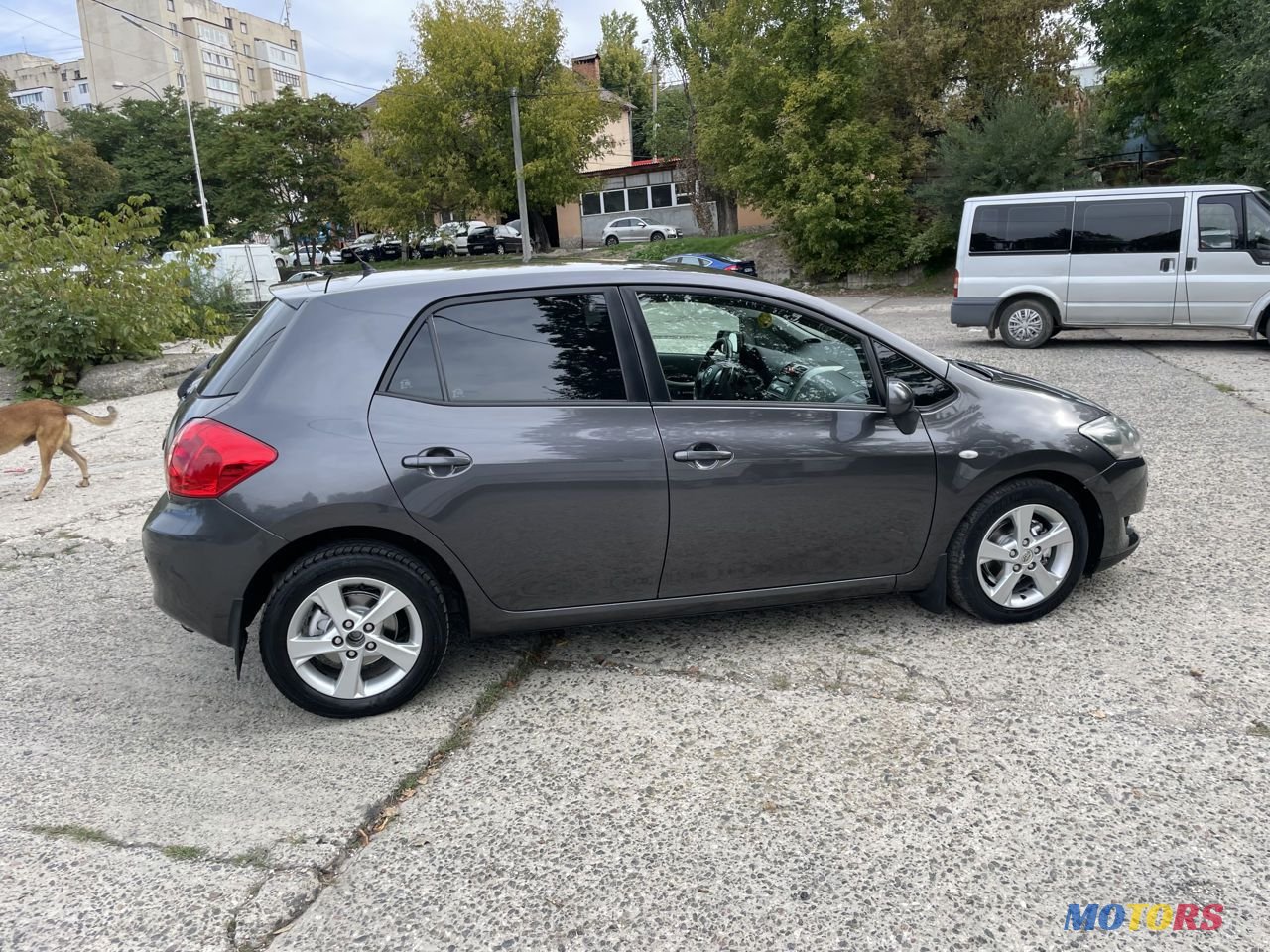 2007' Toyota Auris photo #3