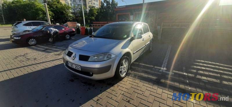 2005' Renault Megane photo #4