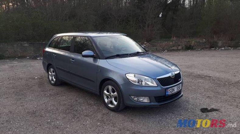 2011' Skoda Fabia photo #1