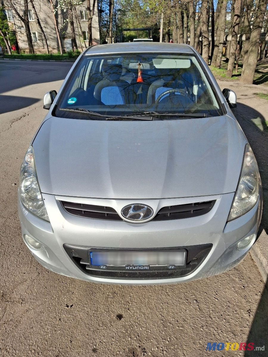 2009' Hyundai i20 photo #2