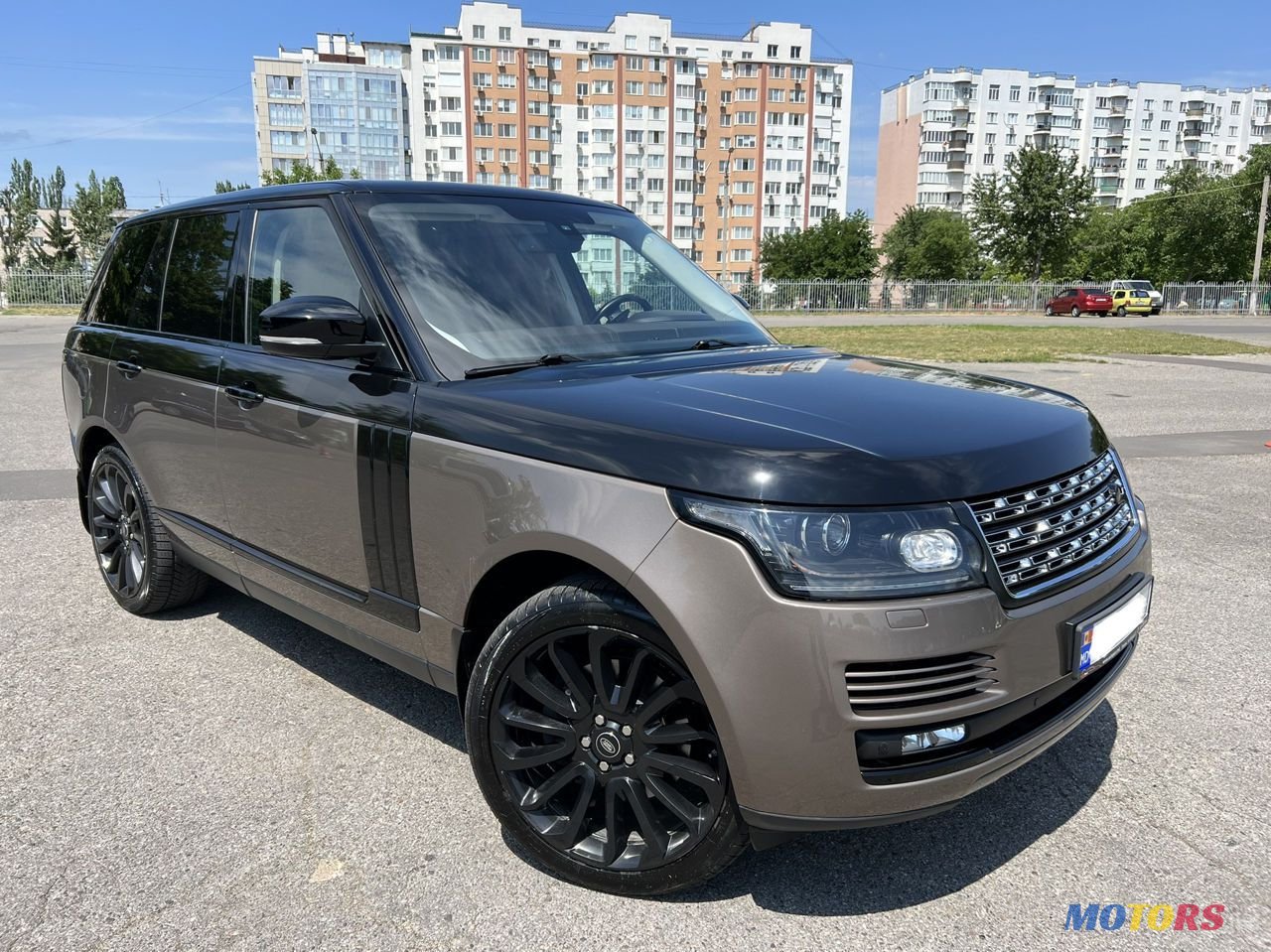 2014' Land Rover Range Rover photo #3