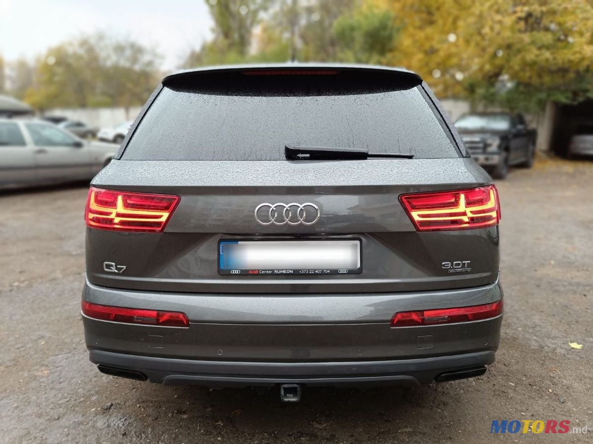 2018' Audi Q7 photo #3