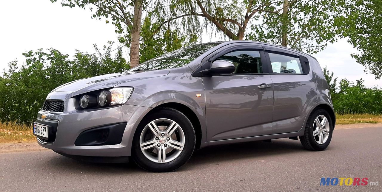 2013' Chevrolet Aveo photo #3