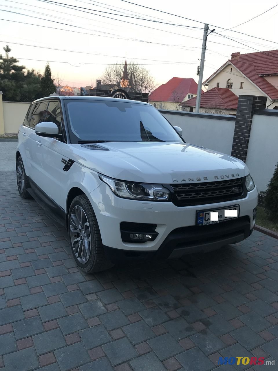 2014' Land Rover Range Rover Sport photo #4