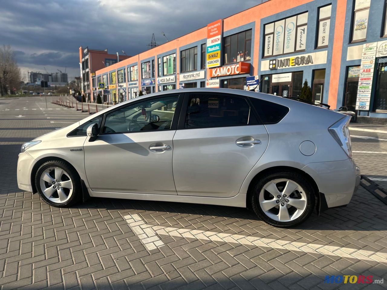 2010' Toyota Prius photo #6