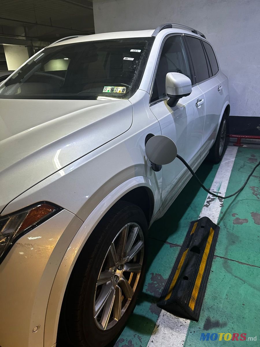 2016' Volvo XC90 photo #2