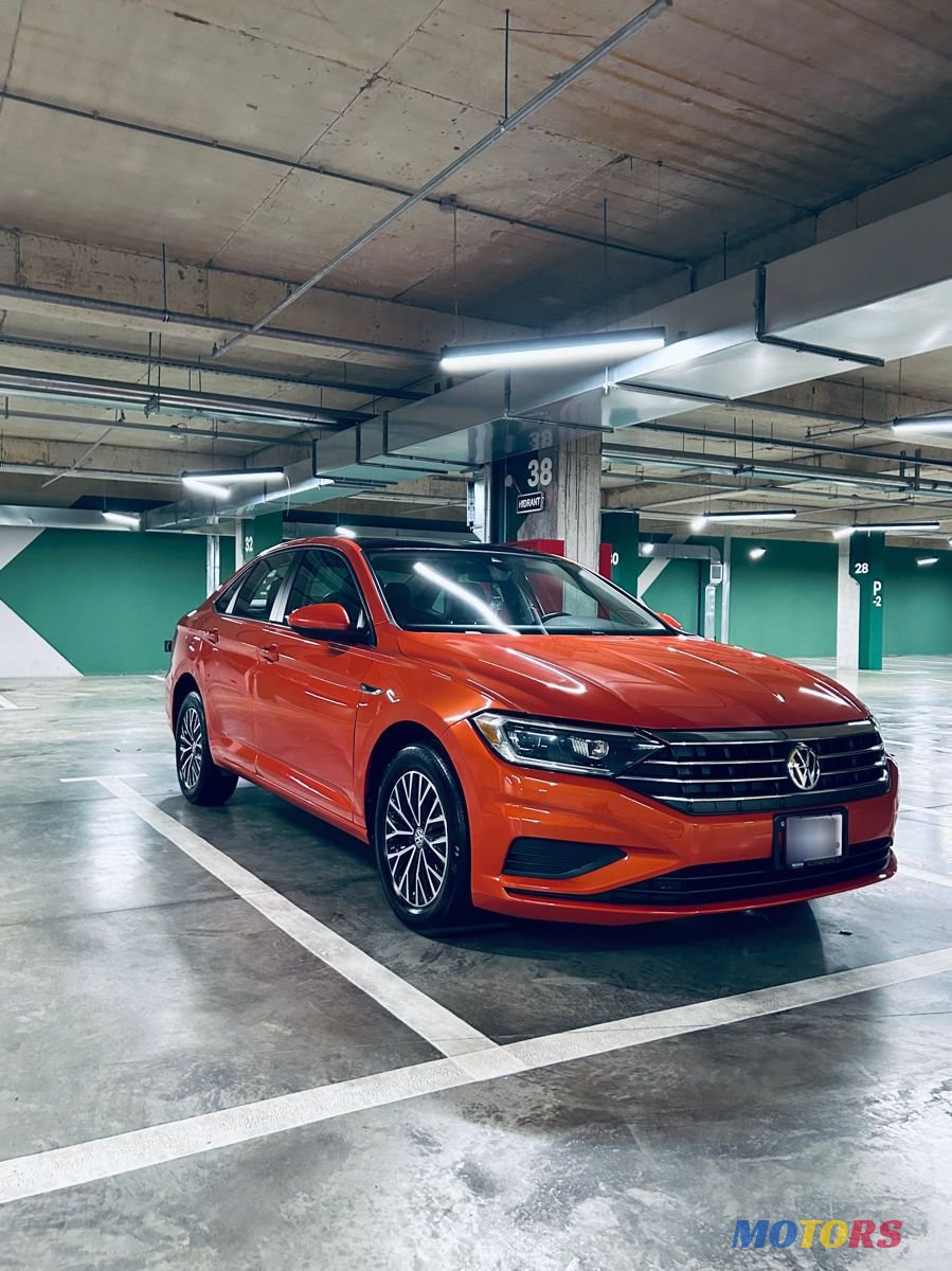2018' Volkswagen Jetta photo #1
