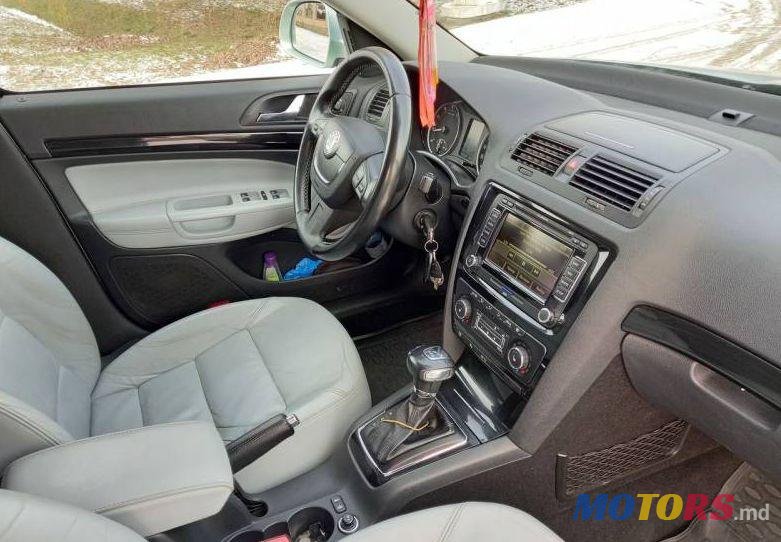 2009' Skoda Octavia photo #1