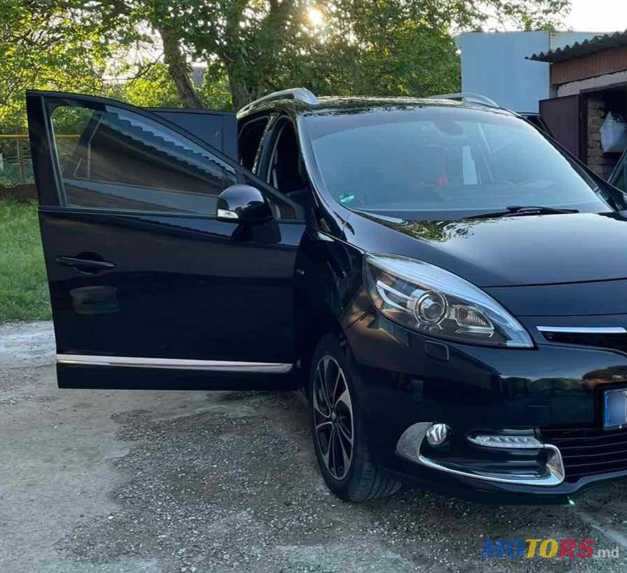 2014' Renault Grand Scenic photo #2