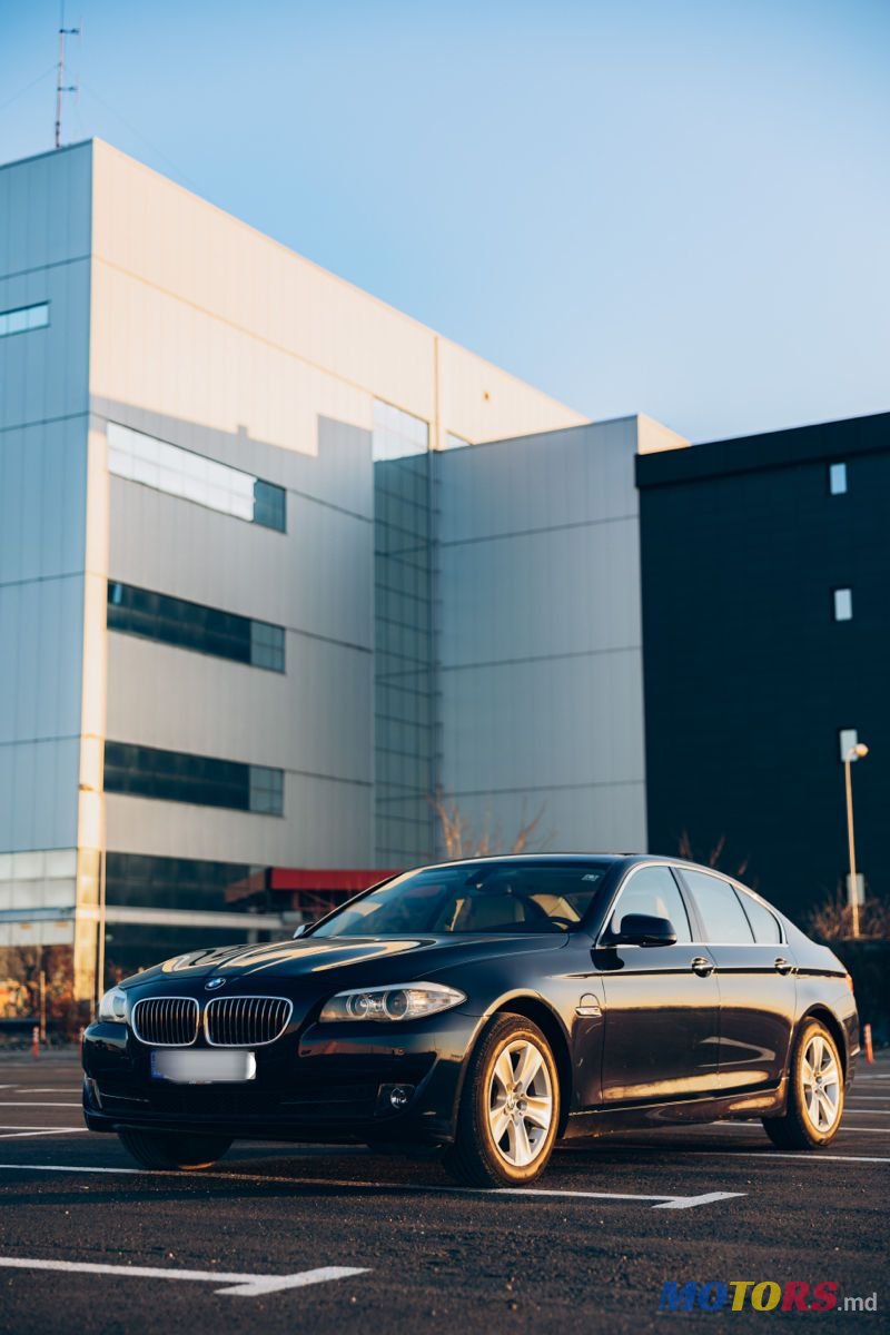 2013' BMW 5 Series photo #6