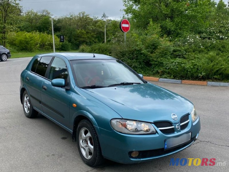 2004' Nissan Almera photo #3