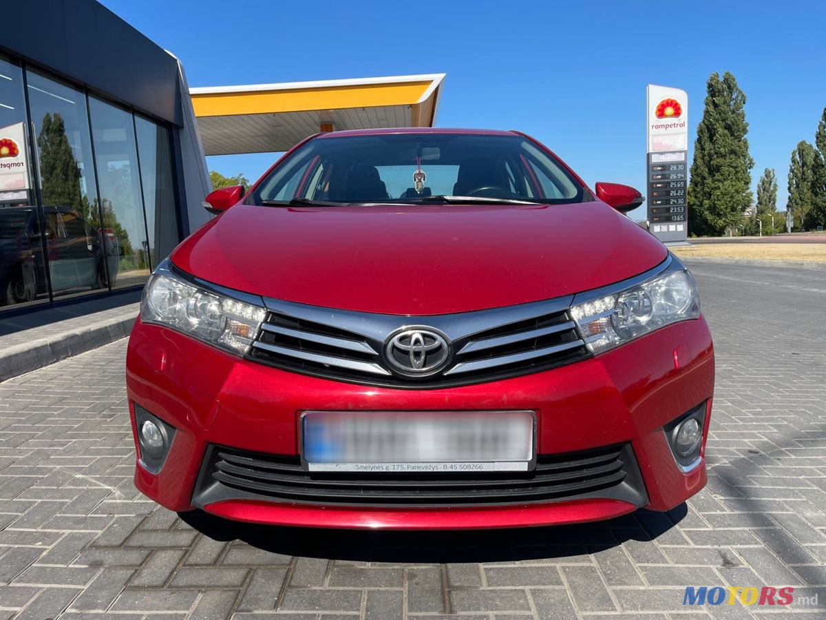 2015' Toyota Corolla photo #2