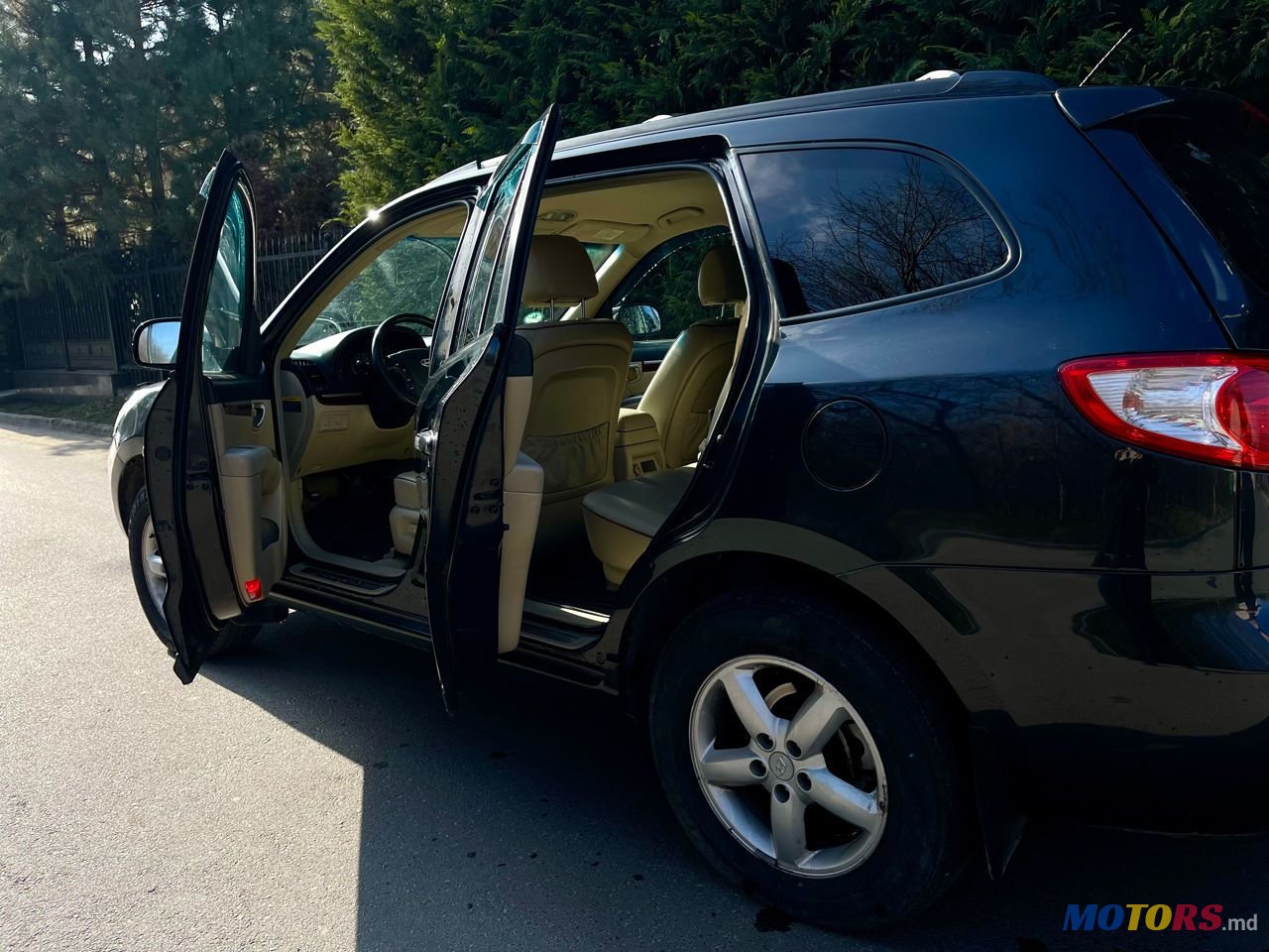 2007' Hyundai Santa Fe photo #5