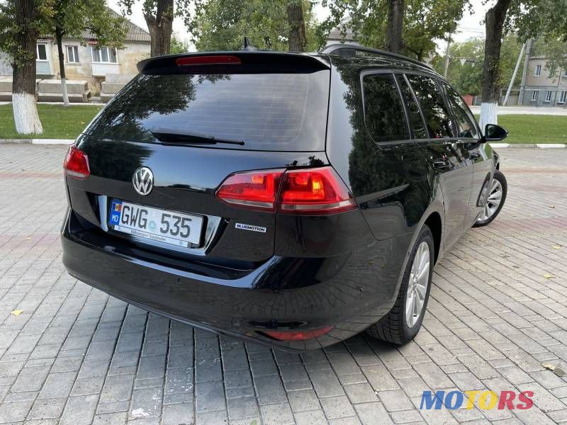 2014' Volkswagen Golf photo #4