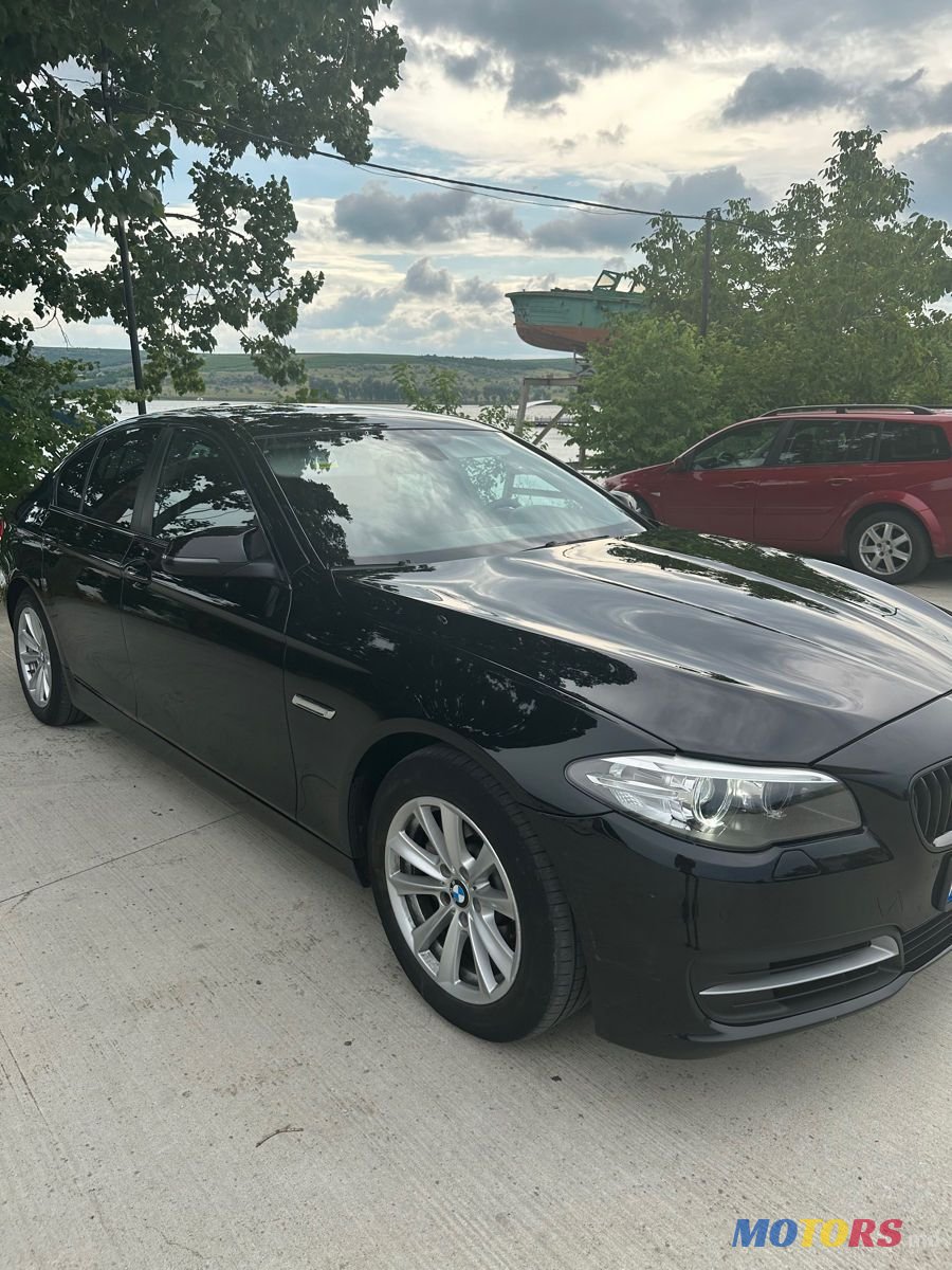 2015' BMW 5 Series photo #3