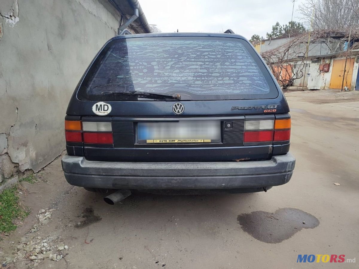 1993' Volkswagen Passat photo #3