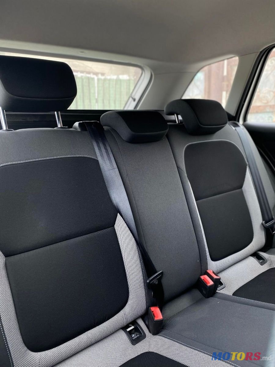 2015' Skoda Fabia photo #4