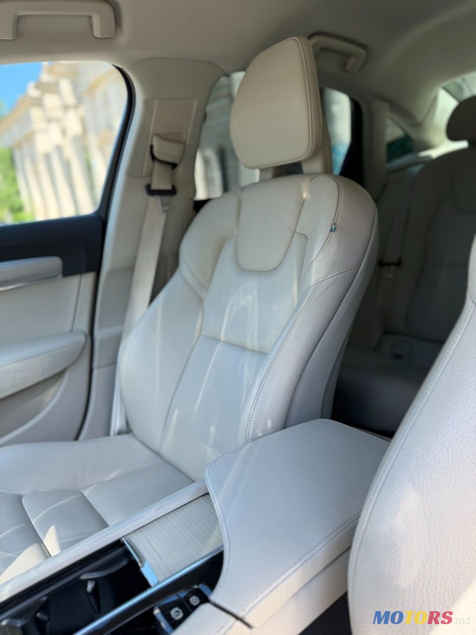 2017' Volvo S90 photo #5