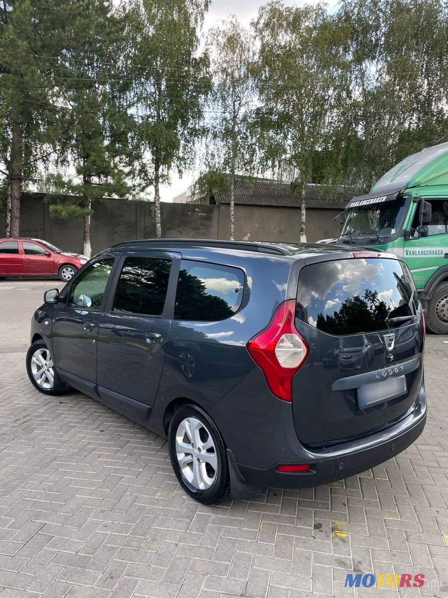 2012' Dacia Lodgy photo #4