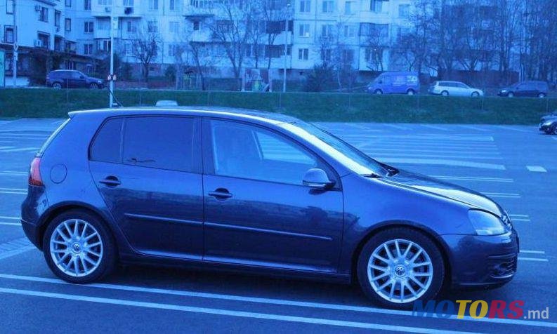 2007' Volkswagen Golf photo #1