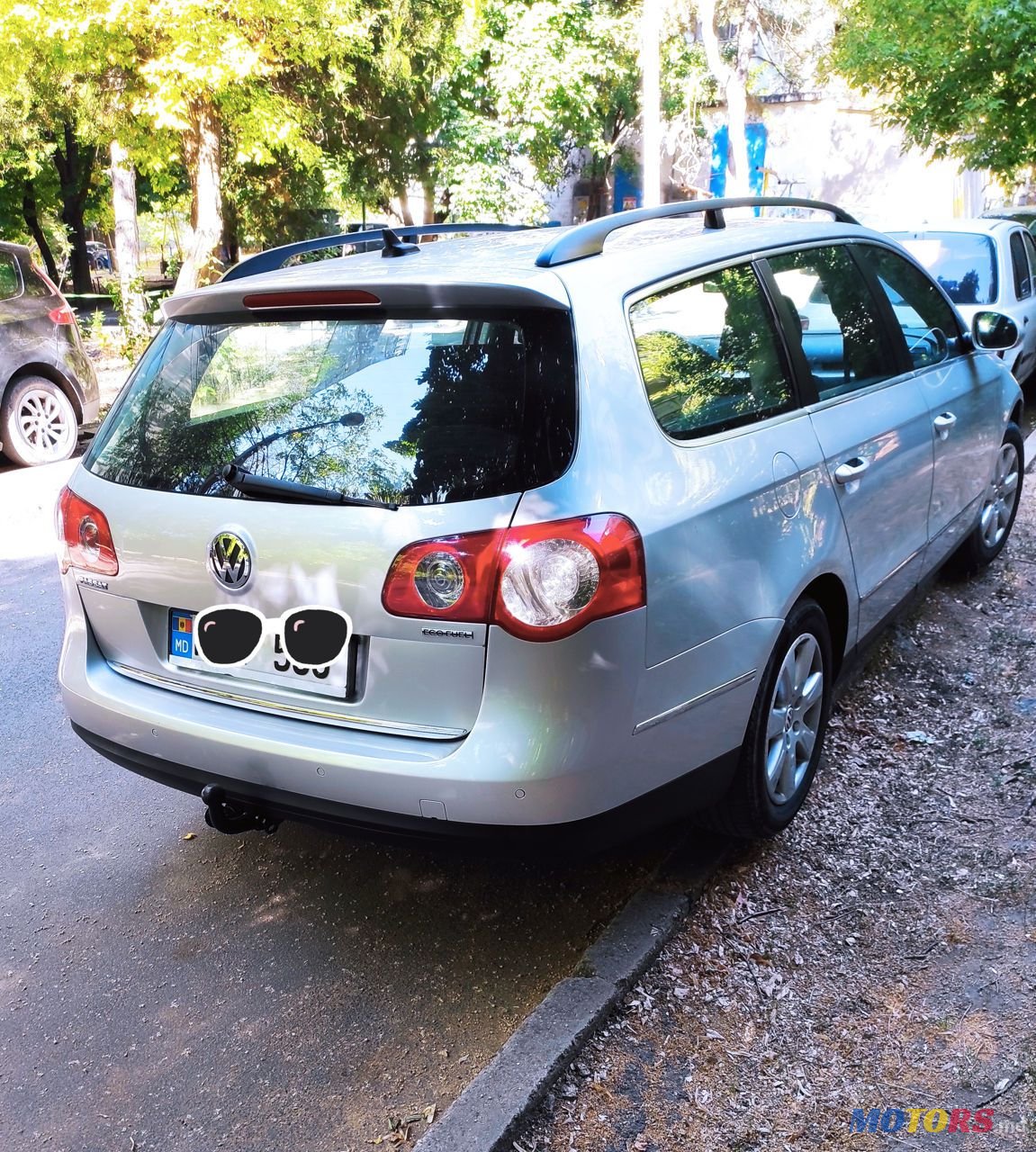 2009' Volkswagen Passat photo #2