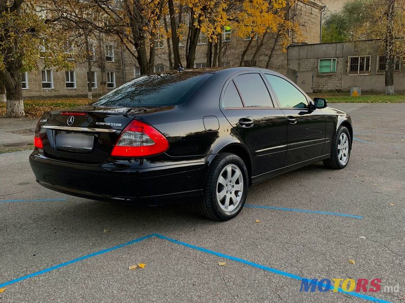 2008' Mercedes-Benz E-Class photo #1