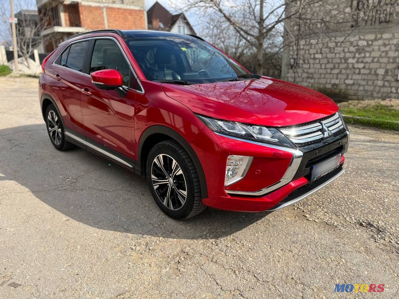 2017' Mitsubishi Eclipse Cross photo #3