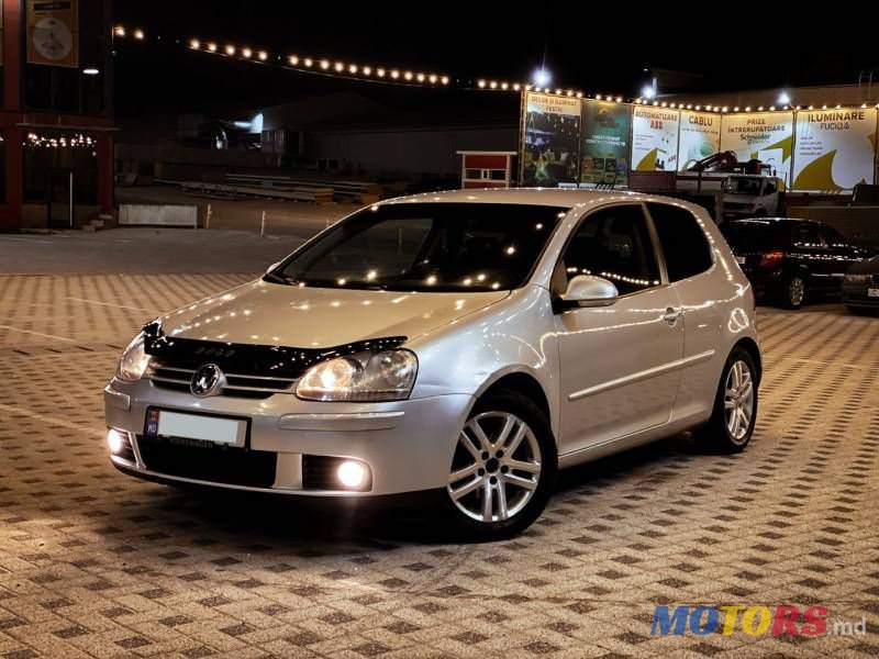 2007' Volkswagen Golf photo #1