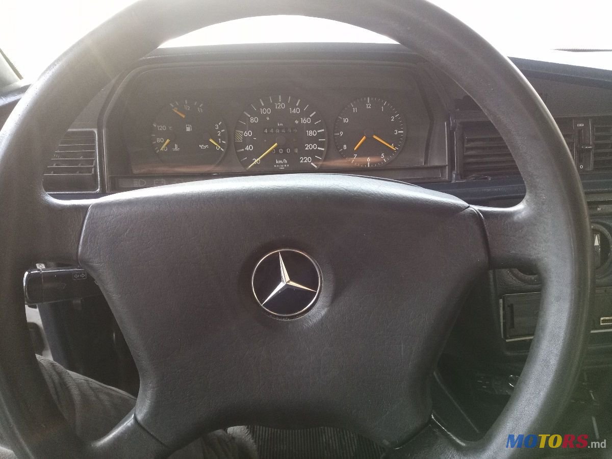 1990' Mercedes-Benz 190 photo #6