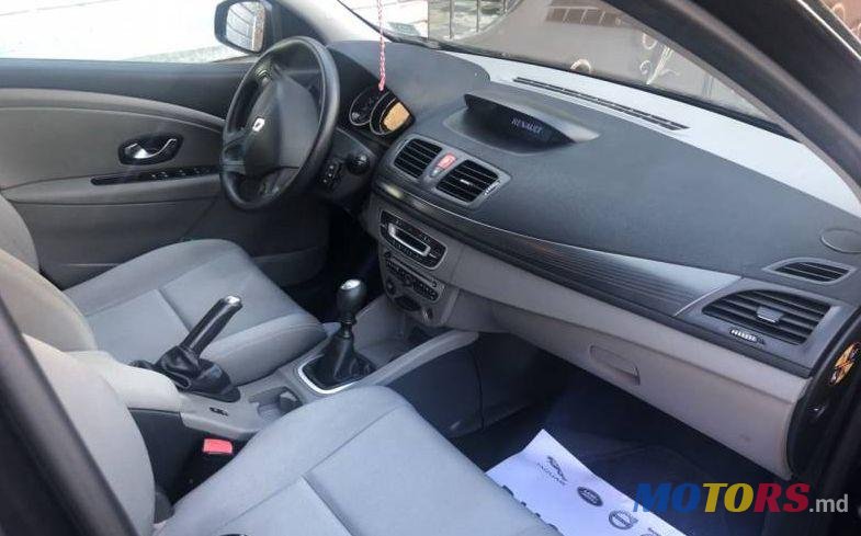 2009' Renault Megane photo #2