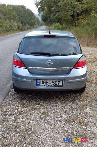 2006' Opel Astra photo #2