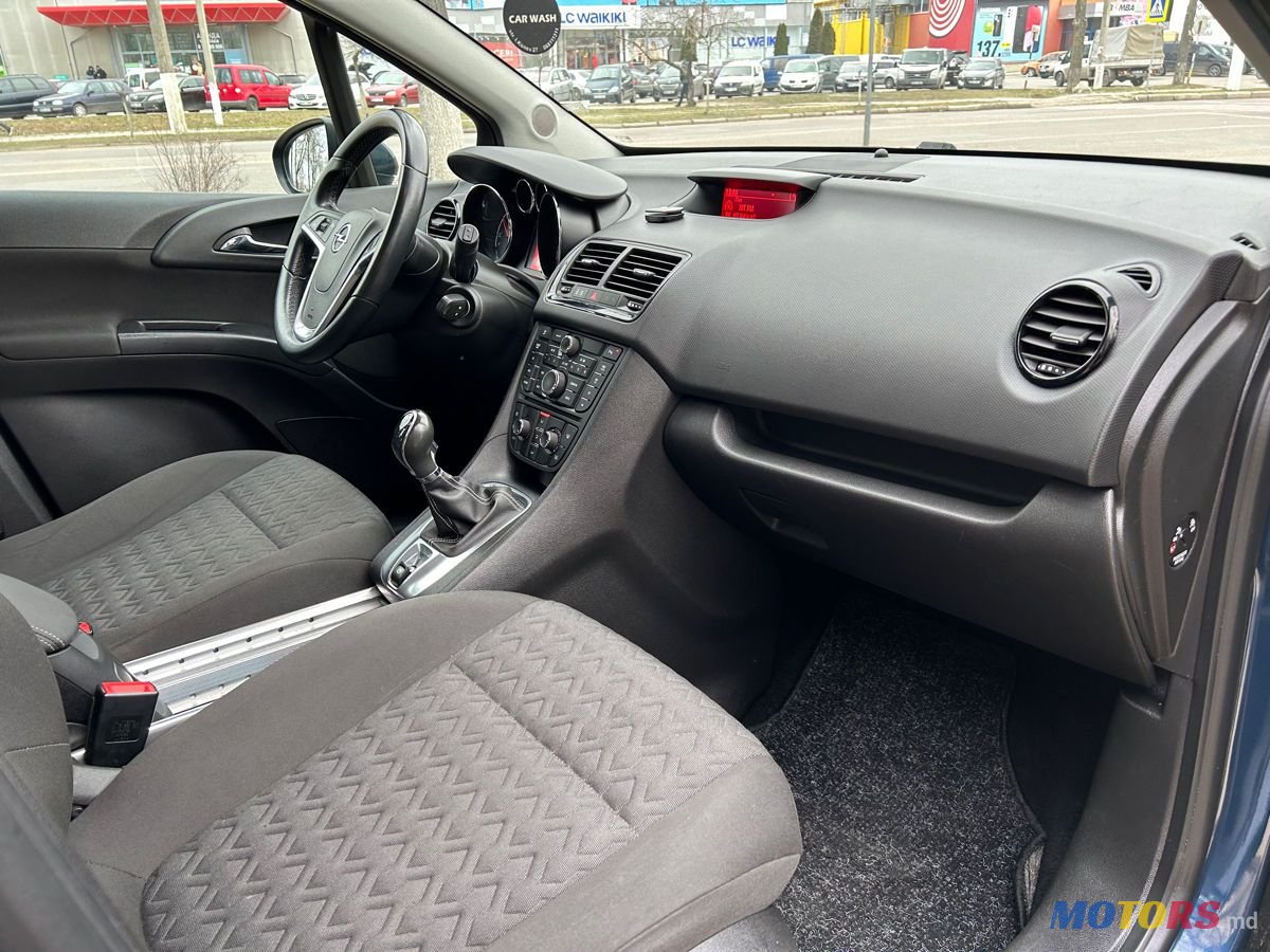 2013' Opel Meriva photo #6