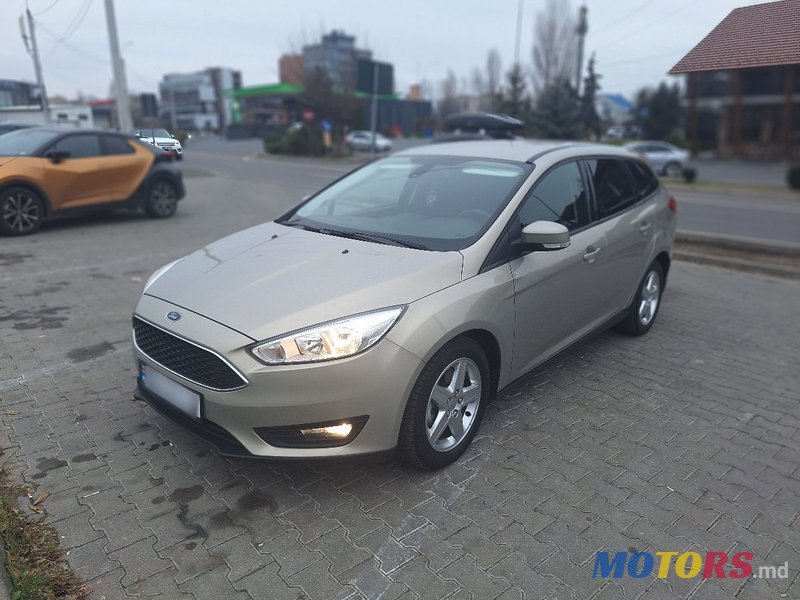 2015' Ford Focus photo #2