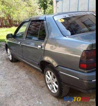 1992' Renault 19 photo #1