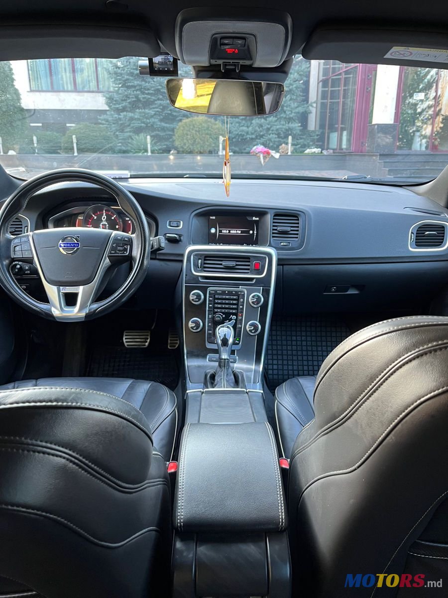 2014' Volvo V60 photo #4