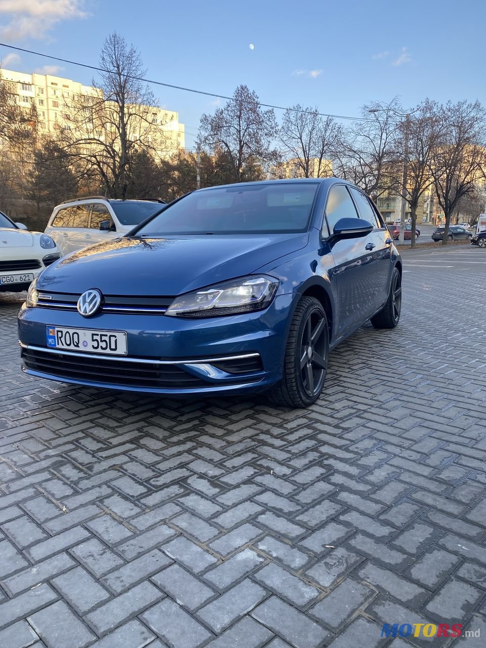 2015' Volkswagen Golf photo #2