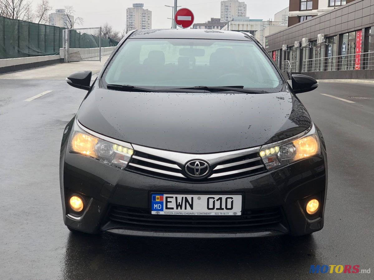 2015' Toyota Corolla photo #1