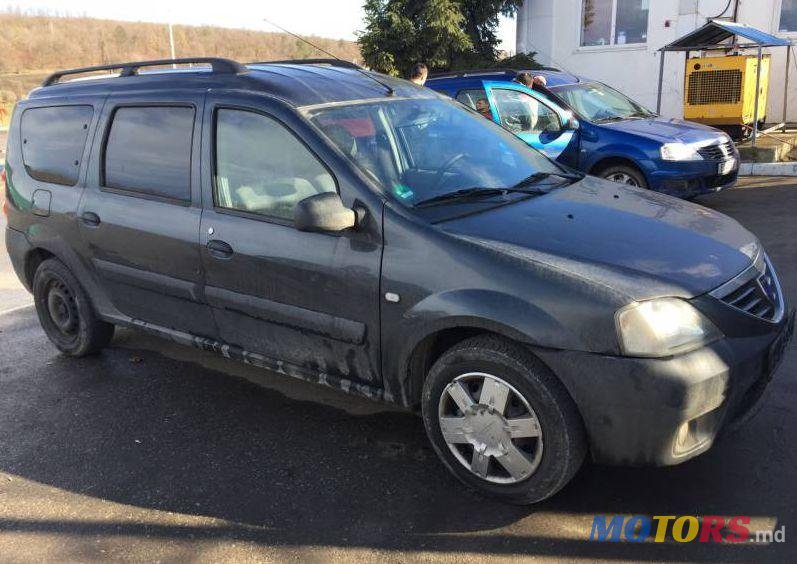 2008' Dacia Logan photo #1