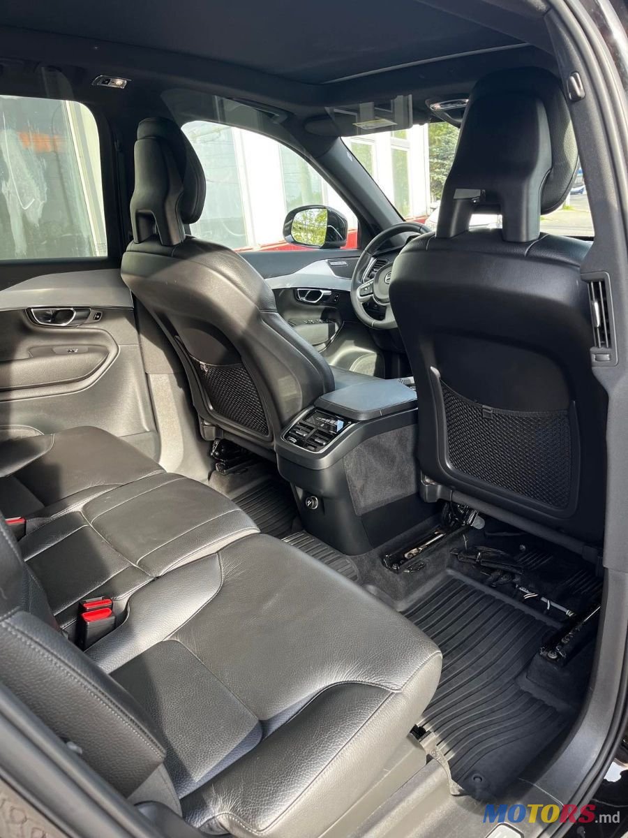 2017' Volvo XC90 photo #2