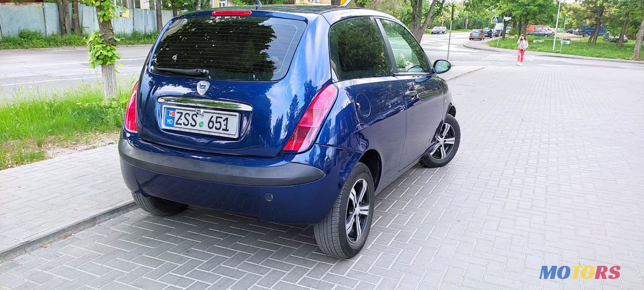 2003' Lancia Ypsilon photo #3