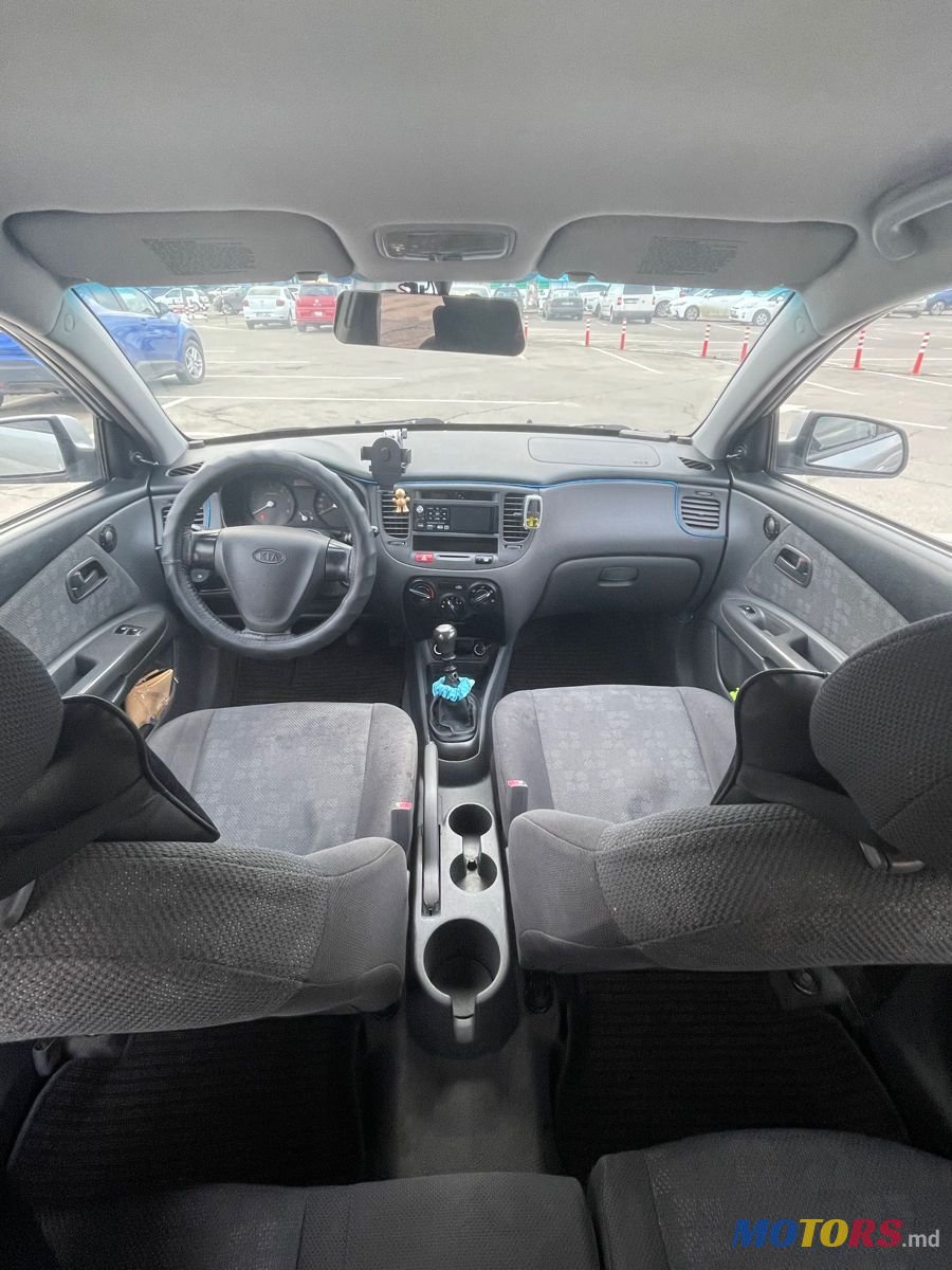 2006' Kia Rio photo #1