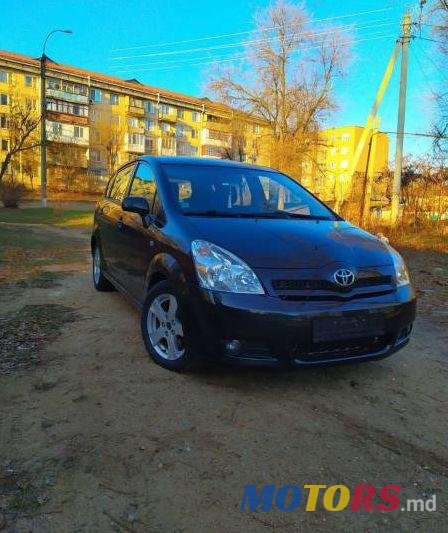 2007' Toyota Corolla Verso photo #1