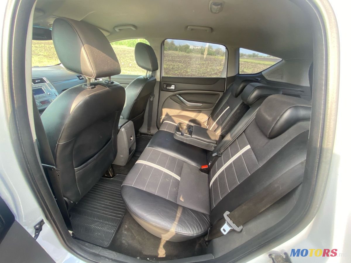 2009' Ford Kuga photo #6