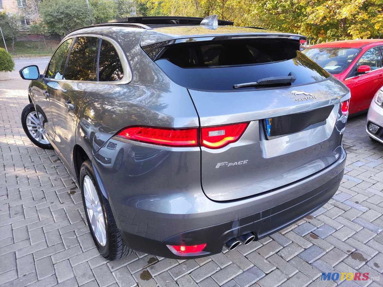 2016' Jaguar F-Pace photo #5