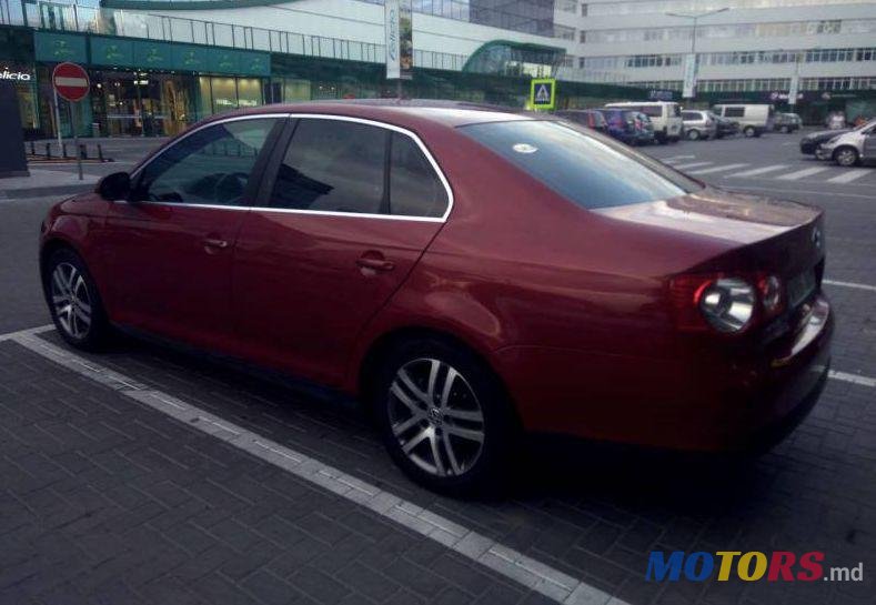 2007' Volkswagen Jetta photo #2